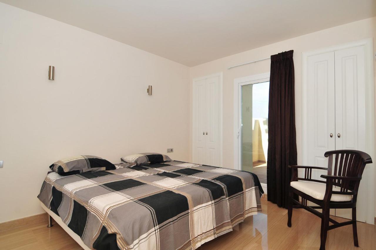 Apartament Castillo Malaga Zewnętrze zdjęcie